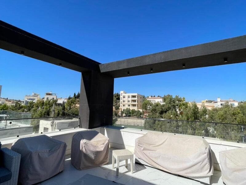 Distinctive villa for sale in Naour/Greenland – located within an upscale, fully serviced compound.